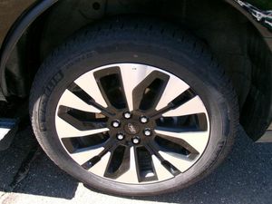 صورة 9 لـ 2025 FORD EXPEDITION PLATINUM