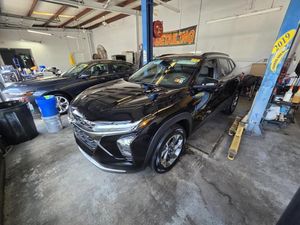 2025 Chevrolet TRAX LT 照片 1