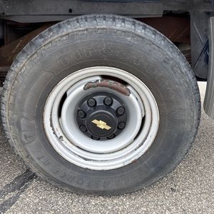 1993 Chevrolet SUBURBAN K2500 thumbnail 11