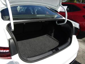 صورة 6 لـ 2025 Volkswagen JETTA SPORT