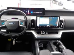 FORD EXPEDITION PLATINUM - 4