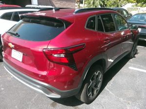2025 Chevrolet TRAX LT 照片 2