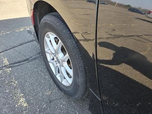 CHRYSLER PACIFICA TOURING L - 9