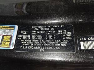 KIA CARNIVAL LXS - 7