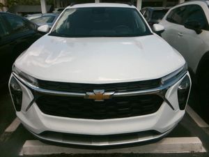2025 Chevrolet TRAX LT — фото 22