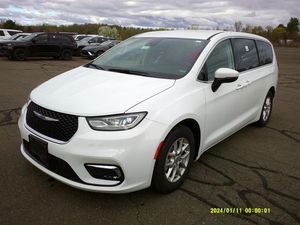 CHRYSLER PACIFICA TOURING L - 1