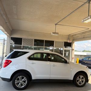 2010 Chevrolet EQUINOX LS 照片 2