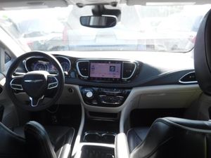 CHRYSLER PACIFICA LIMITED - 8