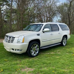 CADILLAC ESCALADE ESV LUXURY - 1