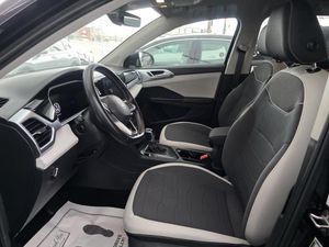 VOLKSWAGEN TAOS SE - 3