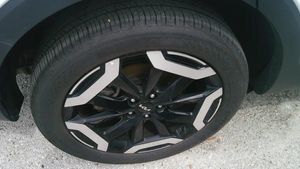 صورة مصغرة 15 لـ 2025 KIA TELLURIDE S