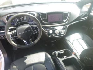 CHRYSLER PACIFICA SELECT - 4