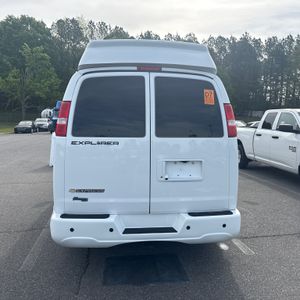 CHEVROLET EXPRESS 2500 - 4