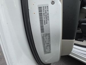 CHRYSLER PACIFICA TOURING L - 7