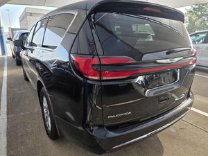 2024 Chrysler PACIFICA TOURING L thumbnail 17