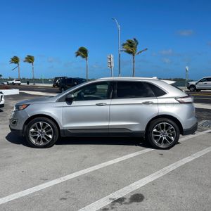 FORD EDGE TITANIUM - 2