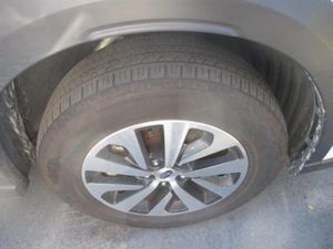 SUBARU OUTBACK PREMIUM - 9