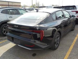 KIA K4 LXS - 2