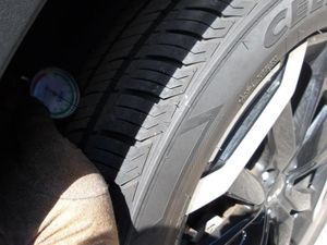 KIA TELLURIDE S - 10