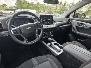 صورة 4 لـ 2025 Chevrolet BLAZER LT