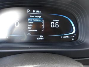 HYUNDAI VENUE SEL - 5