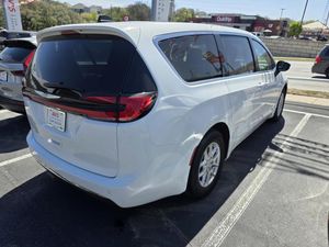 CHRYSLER PACIFICA SELECT - 2