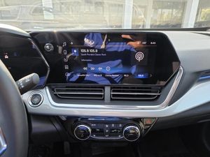 صورة 17 لـ 2025 Chevrolet TRAX LT
