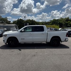صورة 2 لـ 2021 RAM 1500 SPORT