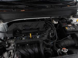صورة مصغرة 18 لـ 2025 Hyundai VENUE SEL