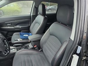 2025 Mitsubishi OUTLANDER SPORT S — фото 3