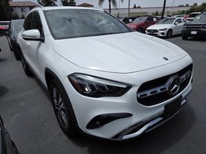 2025 Mercedes-BENZ GLA — миниатюра 18