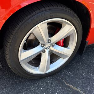 DODGE CHALLENGER SRT8 - 10