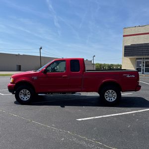 FORD F-150 XLT - 2