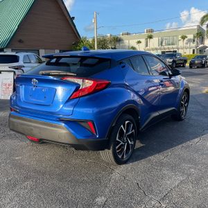2019 Toyota C-HR LIMITED 照片 5