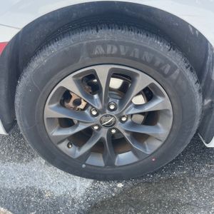 2021 Chrysler PACIFICA TOURING L — миниатюра 12
