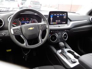 CHEVROLET BLAZER - 8