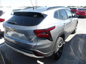 CHEVROLET TRAX LT - 2