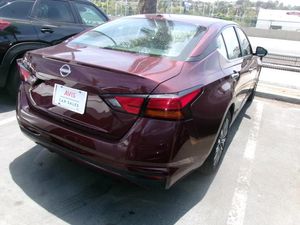 2025 Nissan ALTIMA SV 照片 2