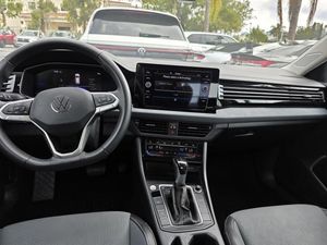 2025 Volkswagen JETTA SE photo 4