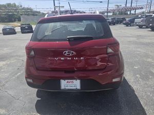 2025 Hyundai VENUE SE 照片 11