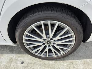 MERCEDES-BENZ CLA - 8