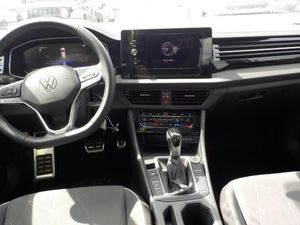 VOLKSWAGEN JETTA SPORT - 4