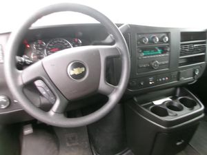 CHEVROLET EXPRESS PASSENGER LT - 4