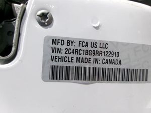 CHRYSLER PACIFICA TOURING L - 7