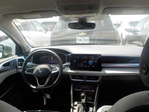 2025 Volkswagen TAOS SE 照片 4