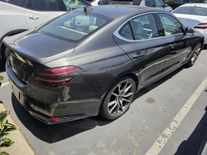 2025 Genesis G70 2.5T — фото 2