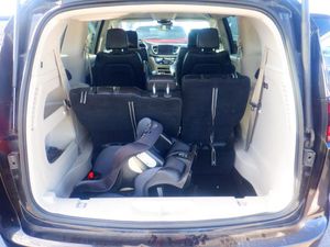 CHRYSLER PACIFICA TOURING L - 6