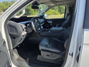 FORD EXPEDITION ACTIVE - 3