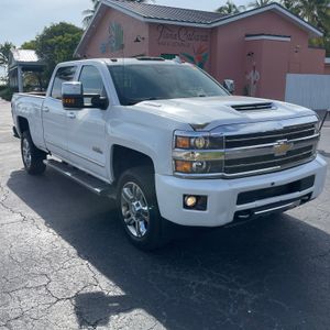 صورة 7 لـ 2019 Chevrolet SILVERADO 2500HD HIGH COUNTRY