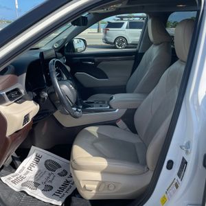 2021 Toyota HIGHLANDER HYBRID PLATINUM 照片 24